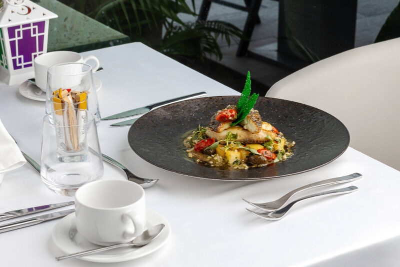 Noom Hotel Abidjan Plateau Restaurant Boulevard