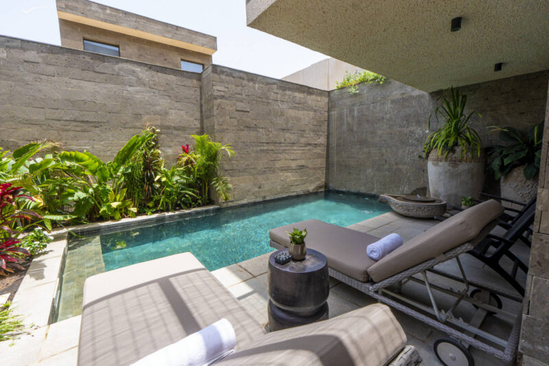 piscine dans une villa du Noom Dakar