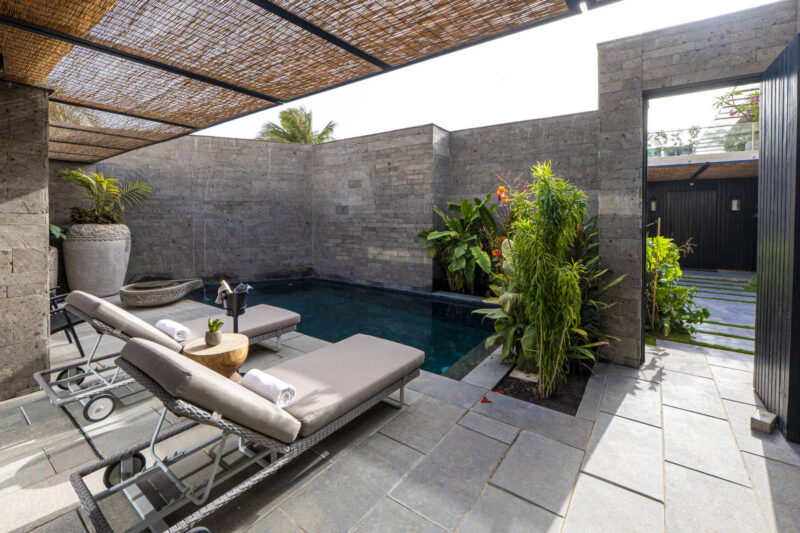 piscine dans une villa du Noom Dakar