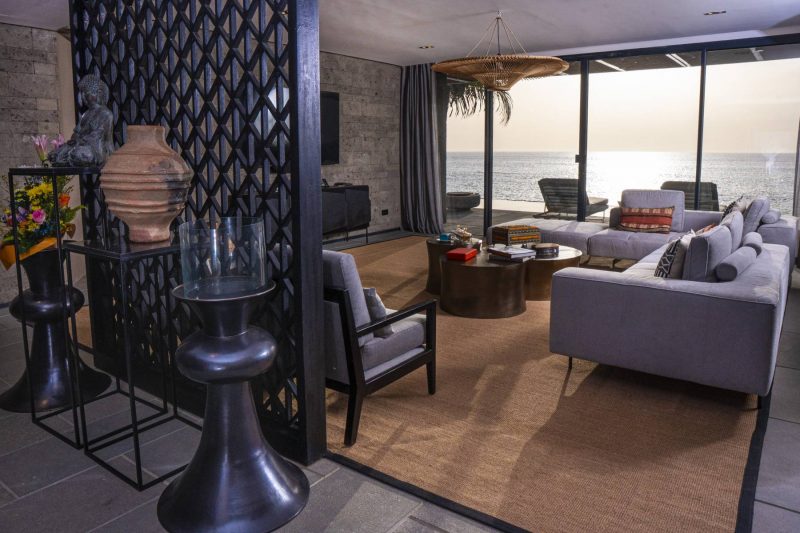 salon dans une villa du Noom Dakar